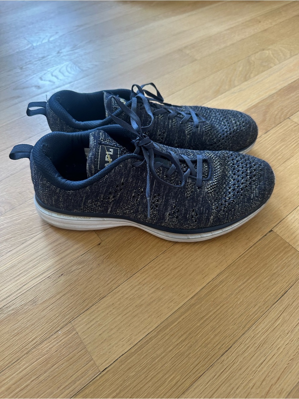 APL Techloom Pro - Navy Sneakers